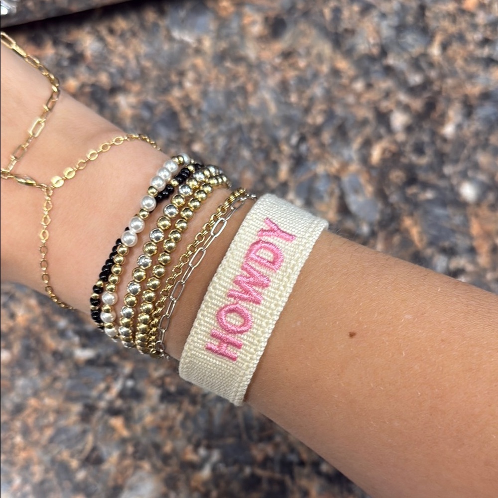 Pink 'Howdy' adjustable Bracelet